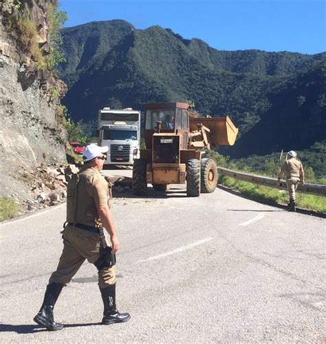 Serra do Rio do Rastro é temporariamente interditada por queda de