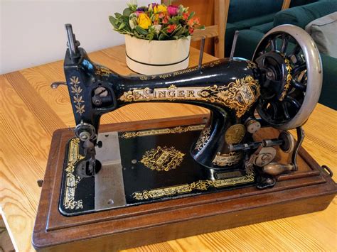 Vintage Singer Restoration