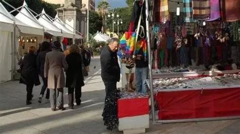 YouTG NET Torna Il Mercatino Di Natale A Cagliari Ma Piazza Del