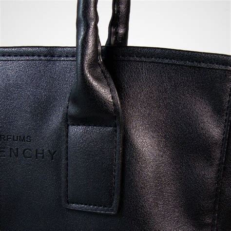 Givenchy Givenchy ジバンシー ノベルティ トートバッグ ブラック ビジネスバッグの通販 By 即日発送‼︎ Fmm