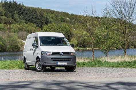 AAA Auto Nie SUV y a używane vany zdrożały najbardziej MOTOFAKTOR