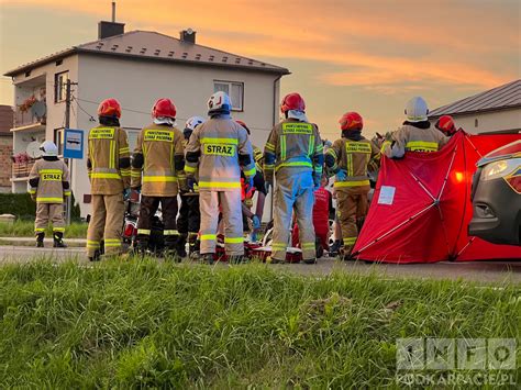 Śmiertelny wypadek w Starej Wsi Nie żyje jedna osoba FILM ZDJĘCIA