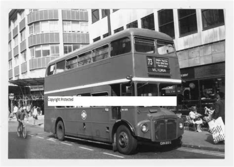 LONDON TRANSPORT BUS Photograph AEC Routemaster RM 2213 CUV 213C Rte 73