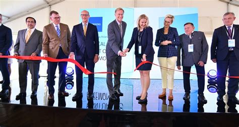 Corning Opens State Of The Art Optical Fibre Manufacturing Plant In Poland