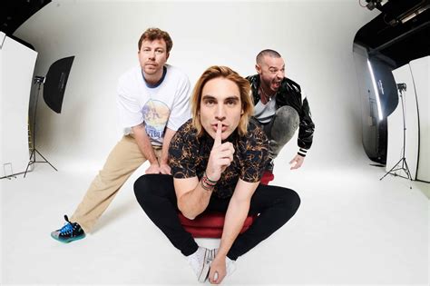 Busted join forces with Hanson for a new version of ‘MMMBop