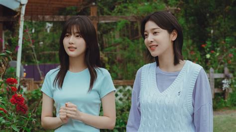 Loved The Twinkling Watermelon Girls Here Are Seol In Ah And Shin Eun