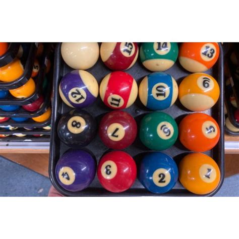 Used Profesionnal Billiard Ball Set For Pool Table