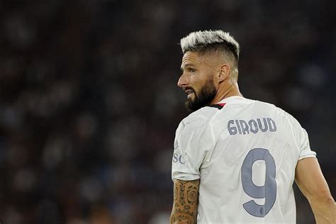 Milan Giroud Verso L Addio Avanza La Trattativa Con I Los Angeles FC