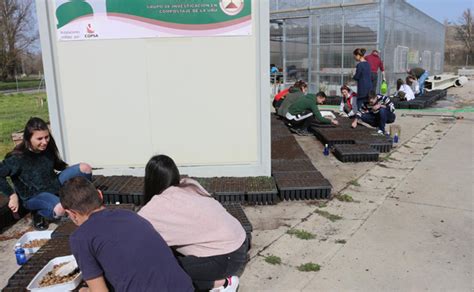 Estudiantes Del Grado De Ingenier A Agroalimentaria Y Del Medio Rural