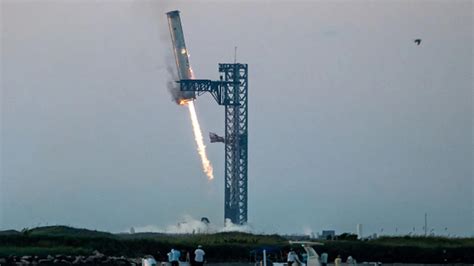 Un Moment Historique Pour Spacex La Fus E Starship Retourne La Tour