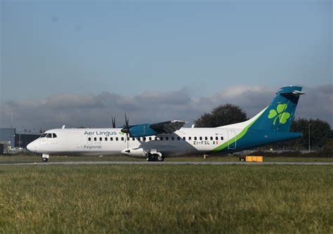 Departing Jl Aer Lingus Atr Ei Fsl Lining Up For De Flickr