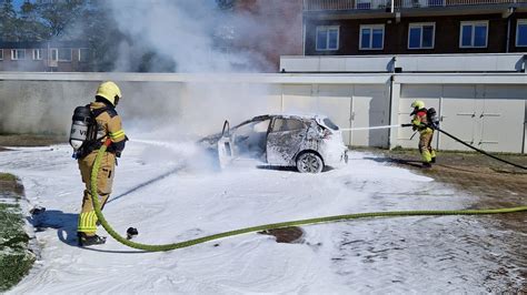 Zwaargewonde Bij Autobrand In Sneek Groot Sneek