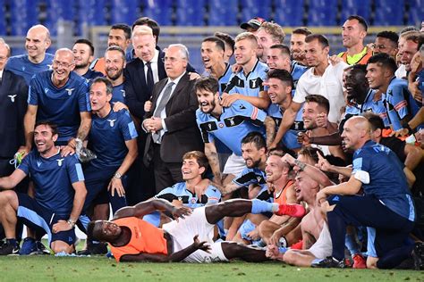 Lazio Festa Finale Al Sapore Di Champions Con Lotito Saluto Simbolico