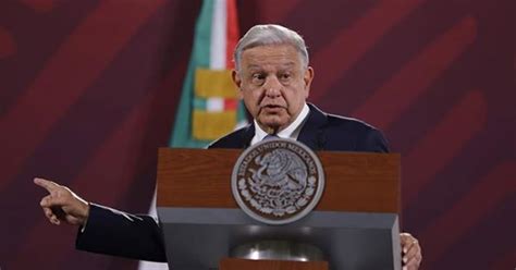 AMLO dice que presidente de Colombia afronta una reacción conservadora