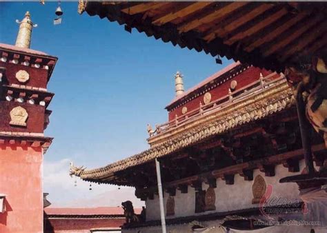 Jokhang Temple Pictures, Picture of Jokhang Temple, Tibet Travel Photos