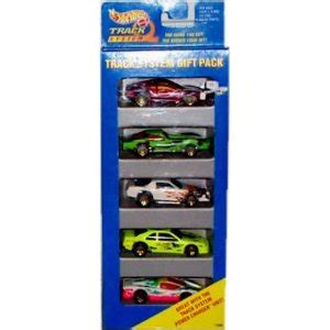 HOT WHEELS TRACK SET Hot Wheels Track System Gift Pack Car Set