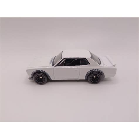 Hot Wheels Nissan Skyline HT 2000GT X Hakosuka Nissan Premium Diorama Garage Boxset