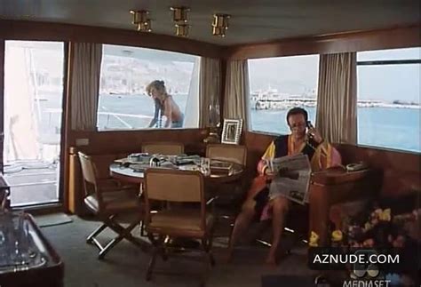 A TU PER TU NUDE SCENES AZNude