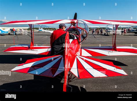 Stunt Flugzeug Fotos Und Bildmaterial In Hoher Aufl Sung Alamy