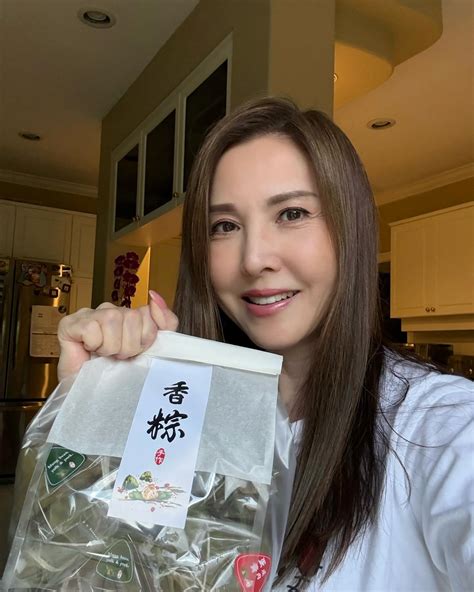 李婉華 我的好朋友brenda Wong，每逢大時大節，都會整好嘢俾我食。今次唔例外，端午節啦， Brenda又包糭。homemade 真