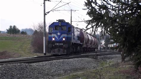 Emd Gt Cw Locomotive Sounds Like A Beast While Picking Up Speed