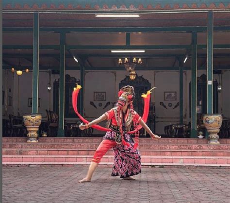 5 Tempat Wisata Sejarah Sedang Hits Dan Instagramable Di Cirebon