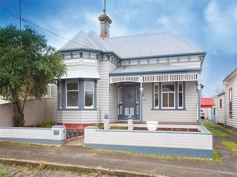 Photo Of A Weatherboard House Exterior From Real Australian Home