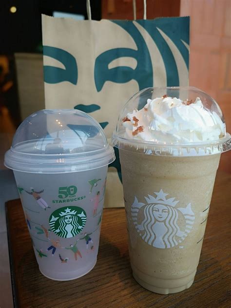 รีวิว Starbucks ร้านตั้งอยู่บนชั้นสาม ห้างวิคตอรี่ฮับ Honey Coffee Frappuccino หอมน้ำผึ้งและ