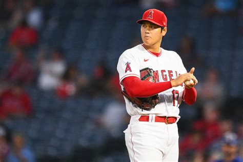 Mlb》大谷翔平下次先發？二刀流大谷翔平是誰？他創下哪些紀錄？年薪有多少？外媒又是如何看待他呢？