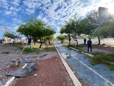 Realizan Trabajos De Limpieza En El Camell N Central Del Perif Rico En