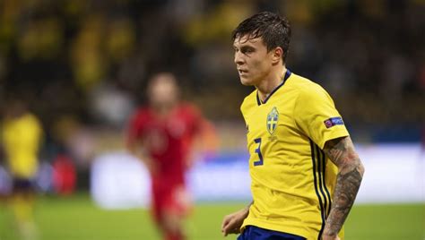 Sweden Boss Eases Victor Lindelof Injury Fears After Man Utd Defender ...