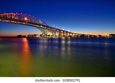 Blue Water Bridge Over St Clair Stock Photo 1038302791 | Shutterstock