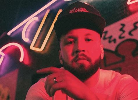 Andy Mineo Drops New Single Video Herman Miller TCB