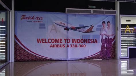 Cabin Tour Pesawat Airbus A330 300 Pertama Batik Air PinterPoin