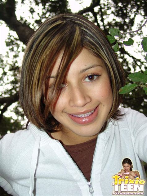 Trixie Gets Naked Outdoors Porn Pictures XXX Photos Sex Images 3617370 PICTOA