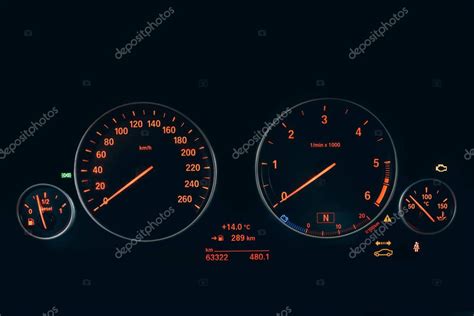 Panel Moderno Del Tablero De Instrumentos Del Coche O Del Autom Vil