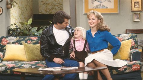 'Happy Days' star Linda Purl recalls Henry Winkler's emotional meeting with a terminally ill ...