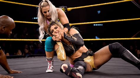 Candice Lerae Vs Taynara Conti Wwe Nxt Dec 25 2019 Wwe