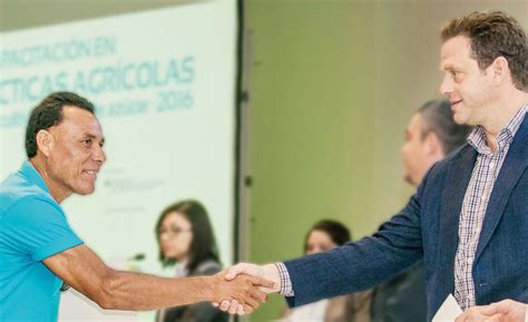 FUNDAZUCAR capacita en la implementación de Buenas Prácticas Agrícolas