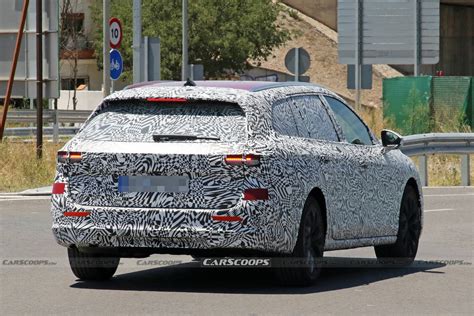 Skoda Superb Combi Spied Gearing Up For A Fall Debut Carscoops