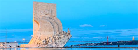 Monumento A Los Descubridores Homenaje A Los Navegantes Lusos