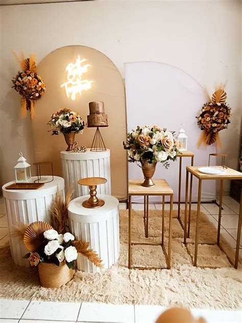 Decoração De Festa Bege - Decoração bege | Decoração rustica simples, Decoração bodas de trigo ...