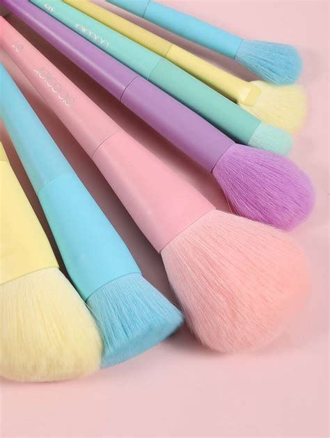 Set de Brochas De Maquillaje De Ensueño De 17 Piezas Con Colores Del