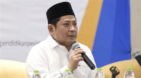 Mesin Pesawat Garuda Rusak Jemaah Calon Haji Kloter Molor Jam