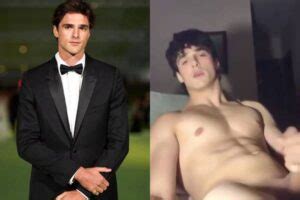 Suposto Nudes Do Ator Jacob Elordi Pelado E Se Masturbando Todos