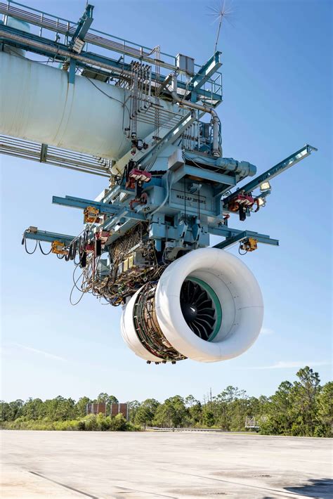 Pratt Whitney Successfully Tests Gtf Advantage Engine On Saf