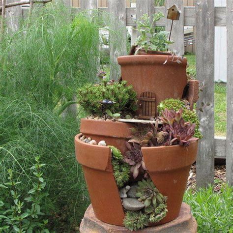 Incredible Broken Pot Ideas For Garden Backyard