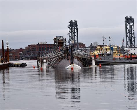 Portsmouth Naval Shipyard Undocks Uss Santa Fe On Time Naval Sea