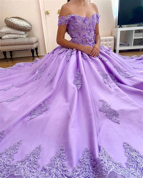 Off Shoulder Lace Lavender Quinceanera Dresses Appliques Flowers Sweet