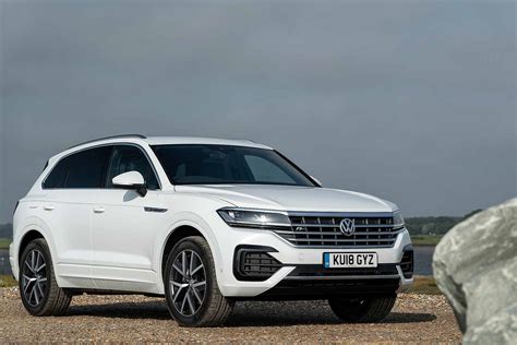 2018 Volkswagen Touareg First Drive Review Vws Bentley Motoring